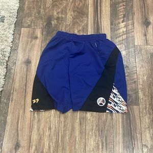 Basketball shorts